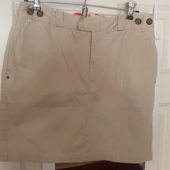 Tommy Hilfiger sz 2 khaki skirt, colorful lining. - Picture 3 of 6